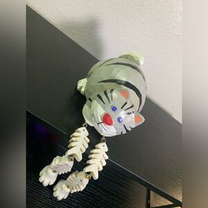 Wooden Fat Cat Shelf Sitter 4.5" Tall x 5" Long x 3.5"
Wide gray and bla…